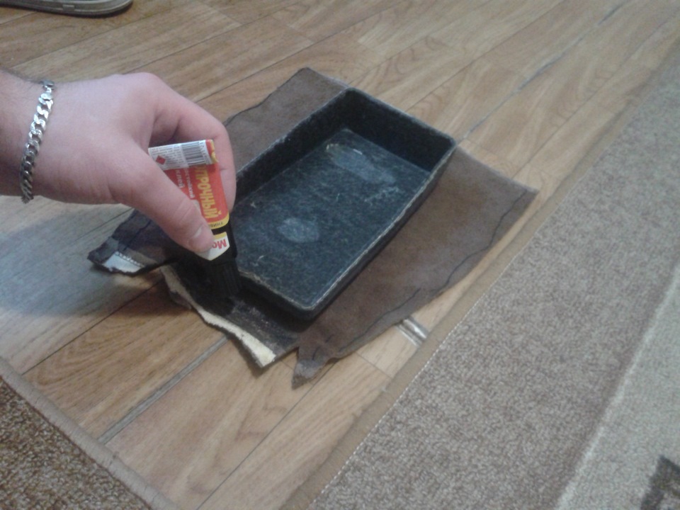 Обтянуть подлокотник кожей — LADA Приора хэтчбек, 1,6 л., 2010 года ...