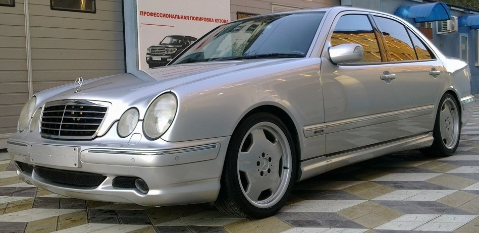 Мерседес 210 AMG белый