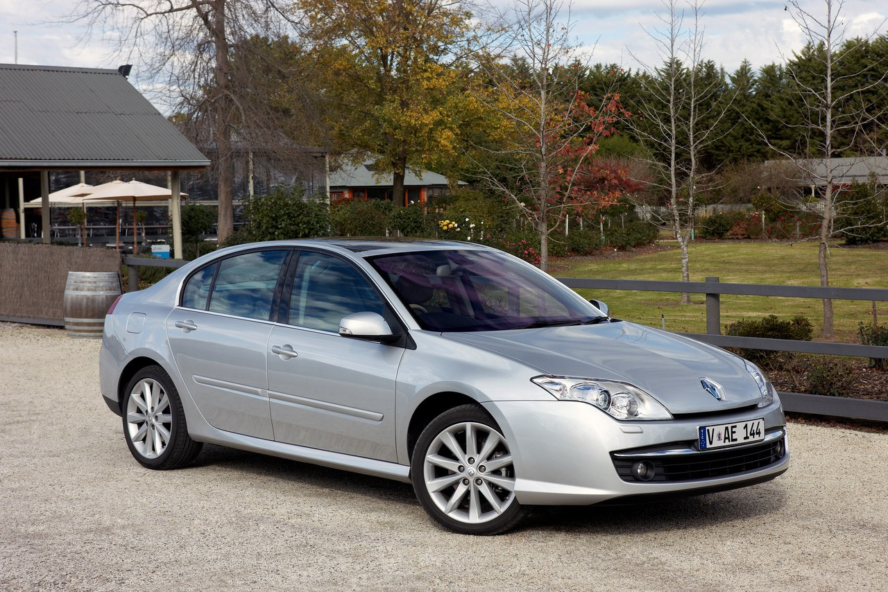 Лагуна 3 дизель. Рено Лагуна 3 2.0. Renault Laguna 3. Laguna 3 2.0 DCI. Рено Лагуна 2 2007.