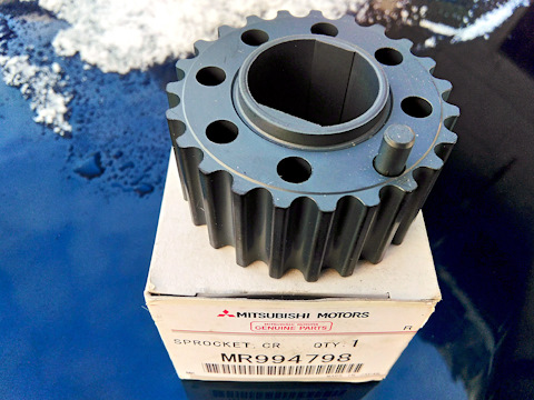 MR994798 ШЕСТЕРНЯ НИЖНЯЯ, РЕМНЯ ГРМ Mitsubishi | Запчасти на DRIVE2