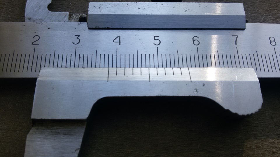 должно быть 38 мм, но почему-то чуток больше. Может штангель не точен или криво померил — Ford Focus Sedan II