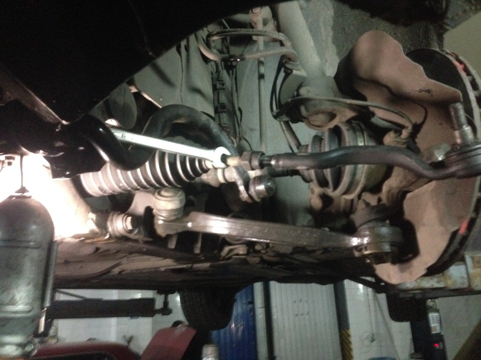 рулевые тяги бмв е60. рулевые наконечники бмв е30 teknorot. реактивная тяга редуктора бмв е 34. е тяги. е тяги.