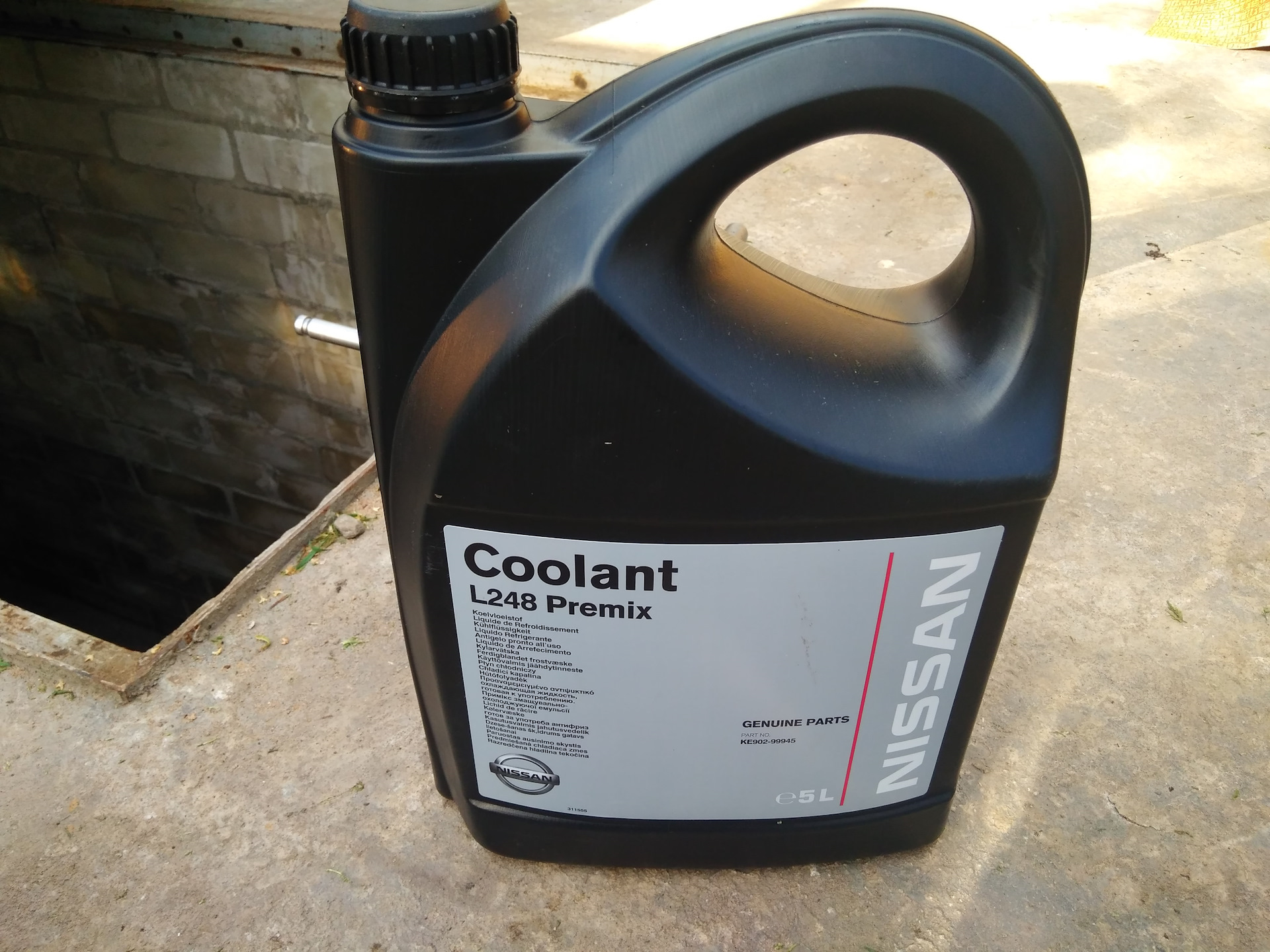 Антифриз ниссан ноут 1.4. L255n антифриз Nissan. Антифриз l248. Nissan Coolant l255. Nissan long Life Coolant l255n.