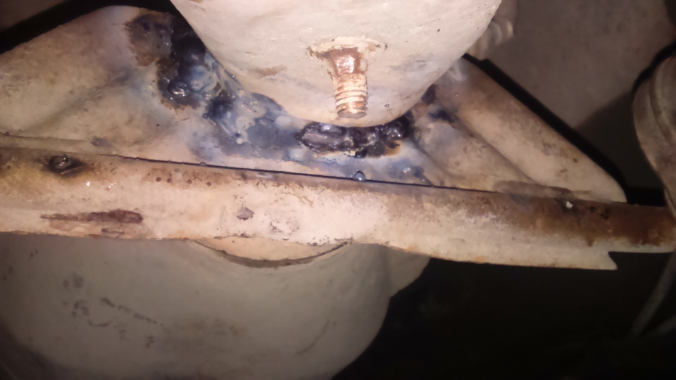 Одним словом сварщик-сральщик. — Mitsubishi Lancer IX