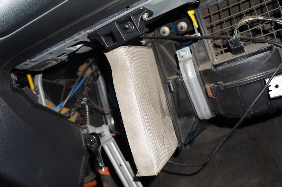 Салонный фильтр - Rover 200 Mk3, 1,4 л, 1999 года запчасти DRIVE2