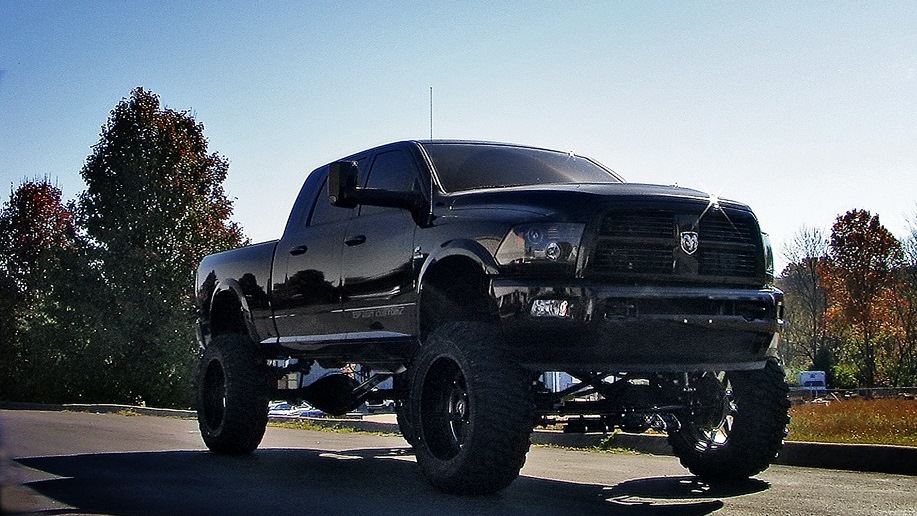 Dodge Ram 1500 Рё С‡РµР»РѕРІРµРє