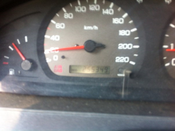Передние тормозные колодки. — Nissan Almera I (N15), 1,6 л, 1998 года ...