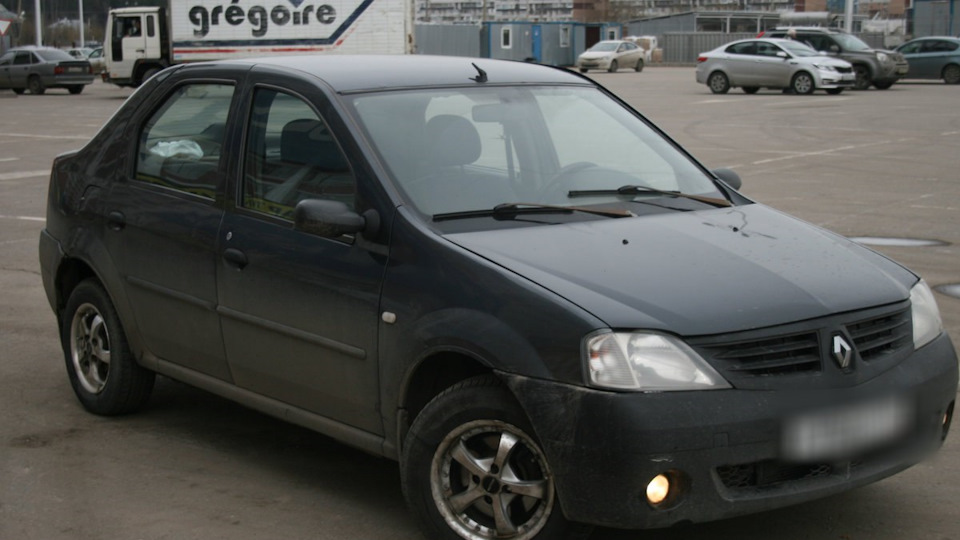 Рено логан sr 2007 что означает sr