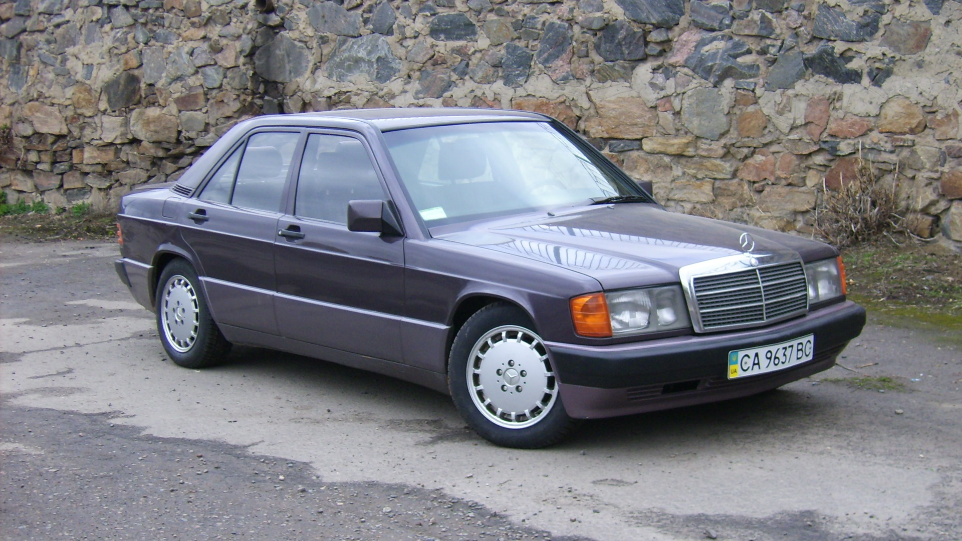 Mercedes-Benz 190 (W201) 1.8 бензиновый 1993 | BORNIT на DRIVE2