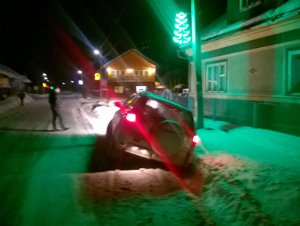 Фото в бортжурнале Toyota RAV4 (II)