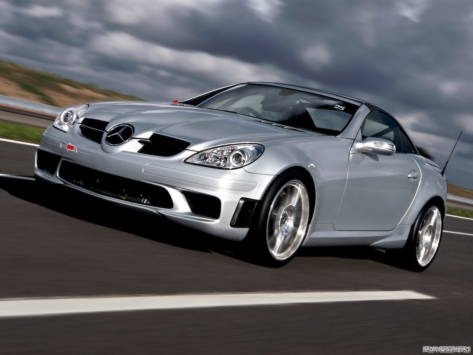 Слк телефон. Mercedes slk 2023. Mercedes benz slk 2006. Мерседес слк 200 купе. Mercedes benz slk 2004.