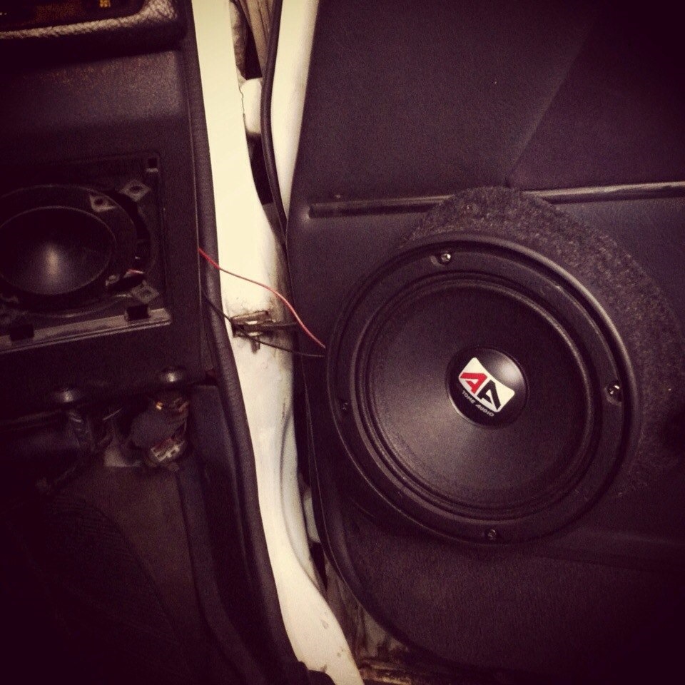 музыка — Mazda 323 III, 1,6 л, 1987 года | автозвук | DRIVE2