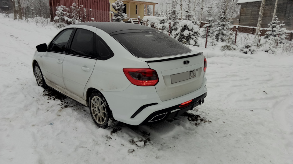 Установка спойлера крышки багажника и брызговиков