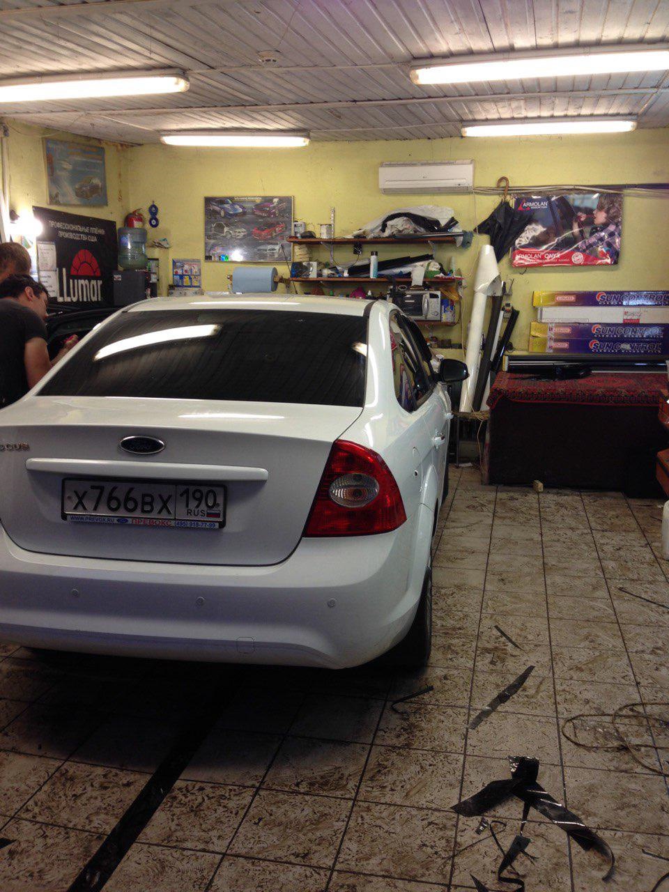 Тонировка первым делом. — Ford Focus Sedan II, 1,6 л, 2010 года ...