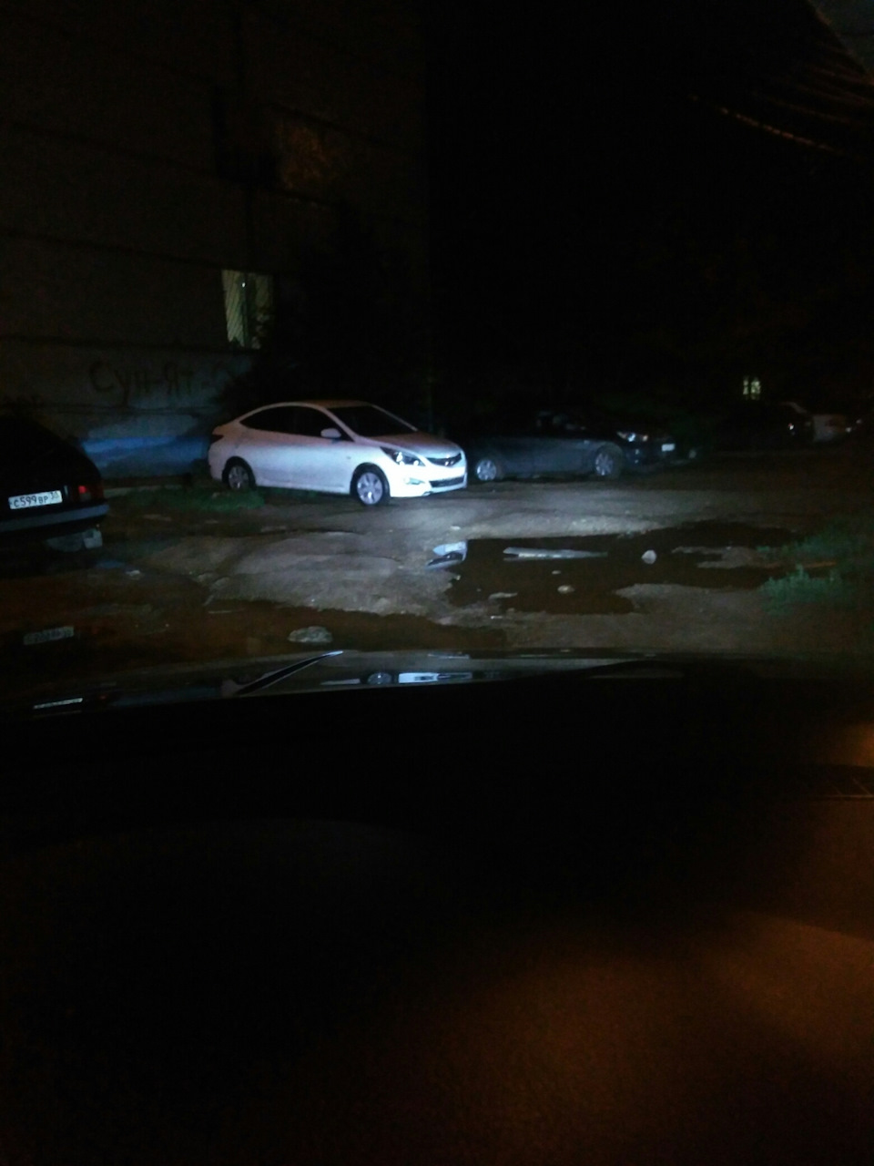 отчет как светят в дождь led лампы — Volkswagen Golf Mk4, 1,8 л, 2001 ...