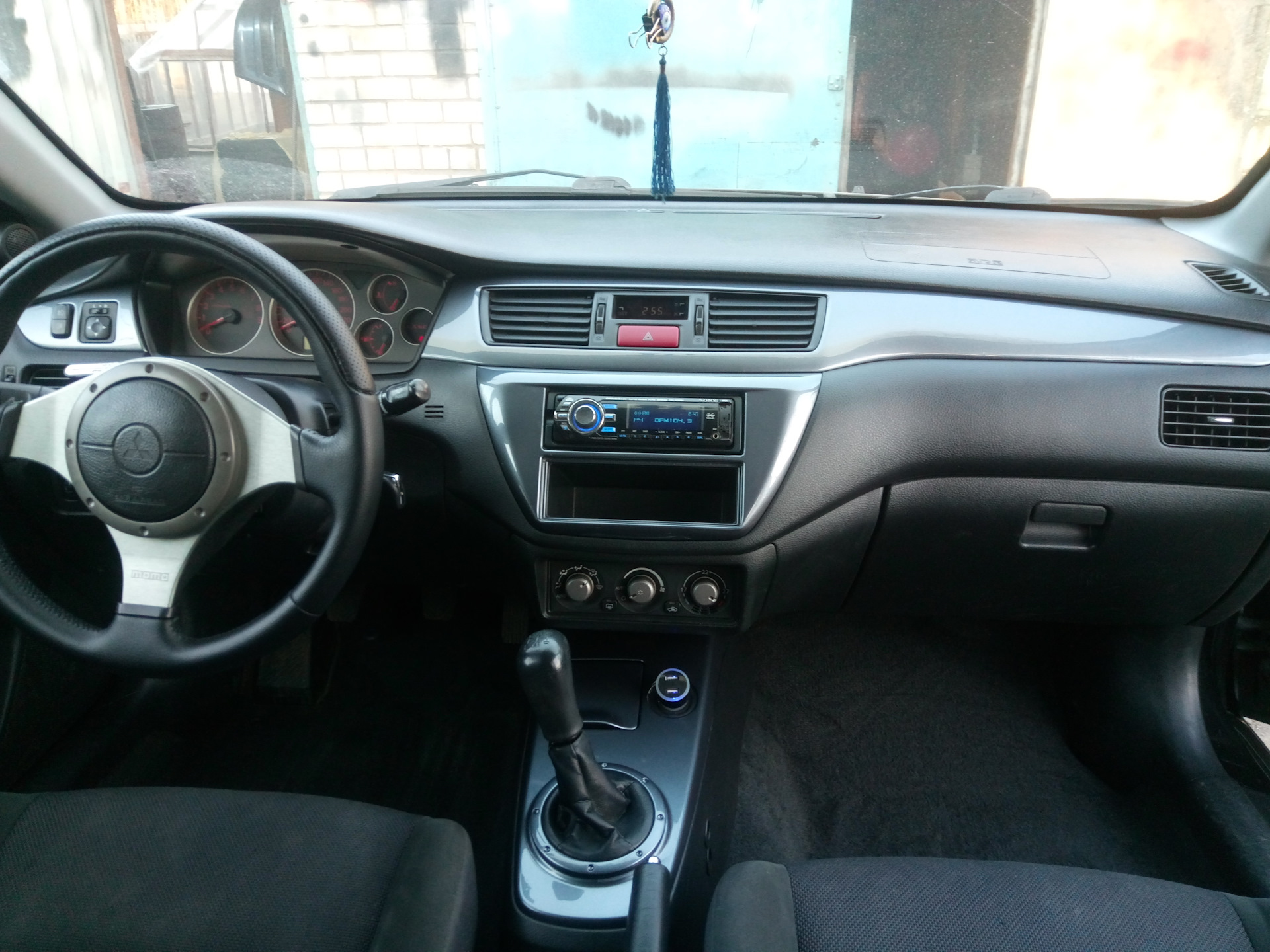 Mitsubishi Lancer 2006 салон