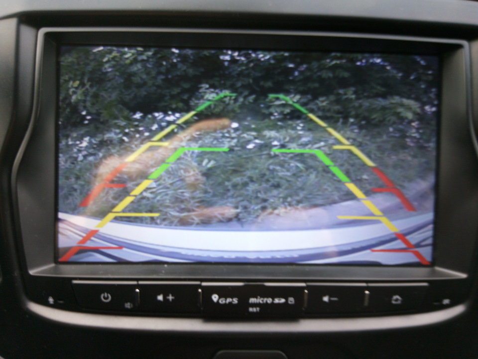 дополнительная (к штатной) разметка (ниже) включённая в самой ММС — Lada Vesta (1G)