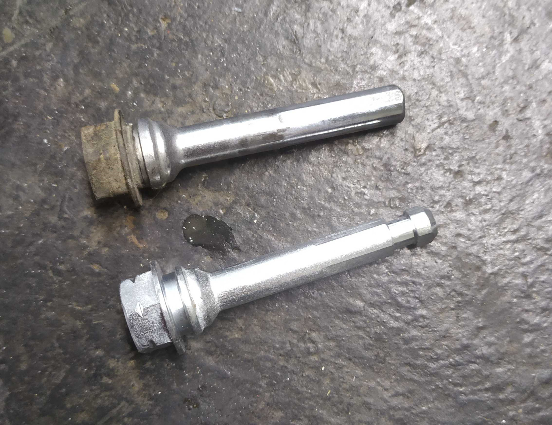 Гремят суппорта ниссан санни fb15. Гремят направляющие суппортов. Гремят направляющие суппортов. Стук суппортов лансер 9. Гремят направляющие суппортов.