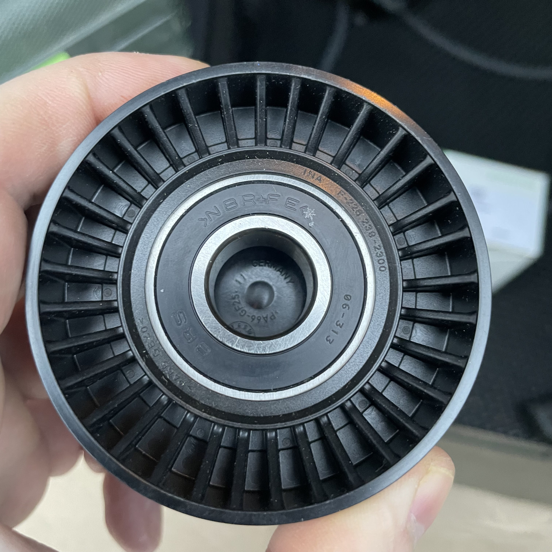 Неудачная борьба с посторонними звуками или замена роликов приводного ...