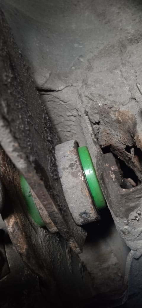 полиуретан в заднюю балку и тягу панара — Audi Coupe (81,85), 2,3 л ...