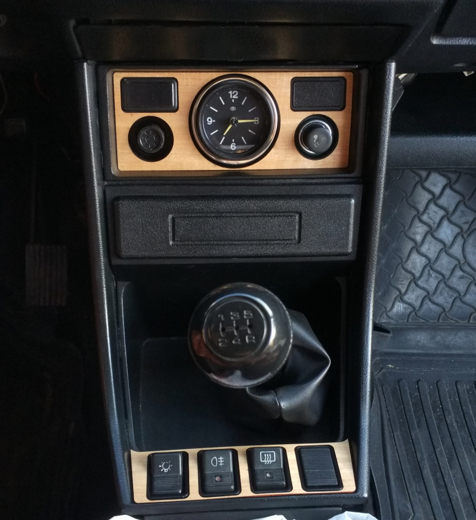 Дерево в салоне ВАЗ 2107. Часть 4.2. Деревянные накладки в салон ВАЗ ...