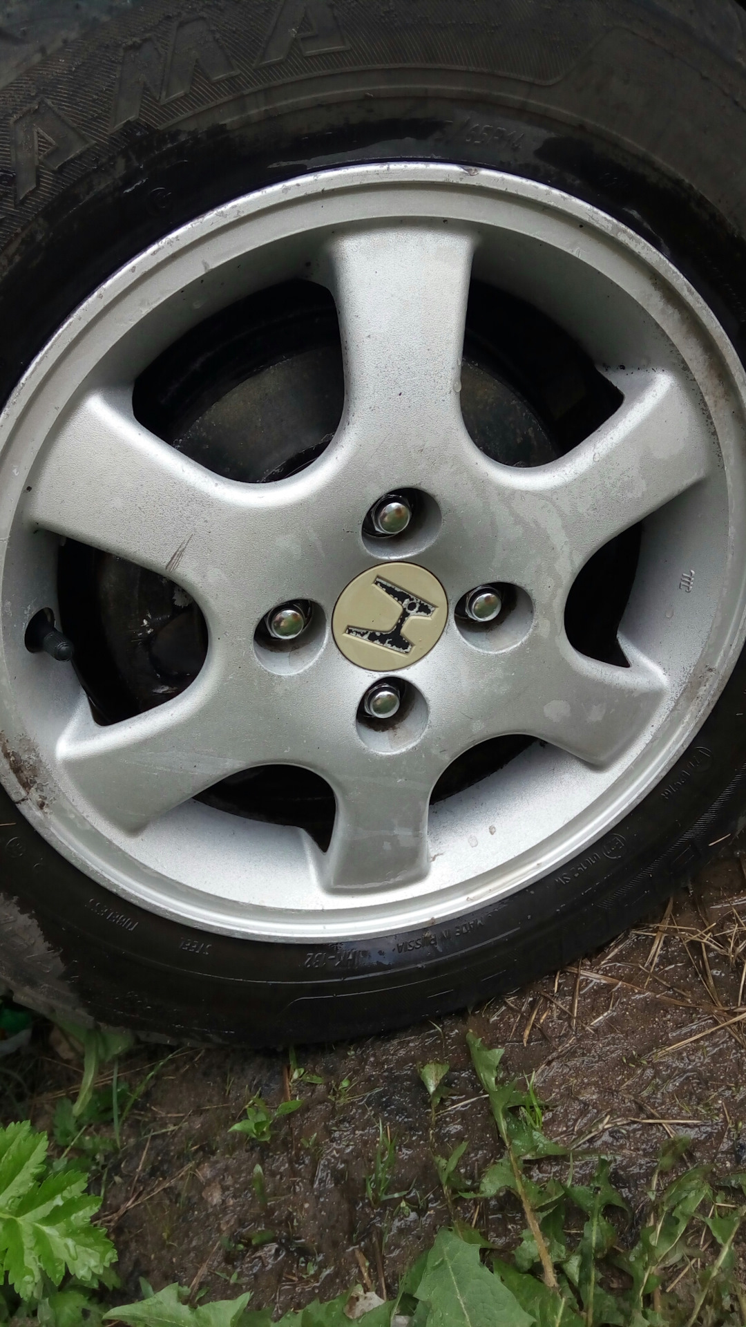 Центральное отверстие диска хонда. Оригинальные диски хонда цивик 4д. Штамповка 15 хонда стрим. Хонда цивик центральное отверстие. Центральное отверстие диска хонда цивик 4д.