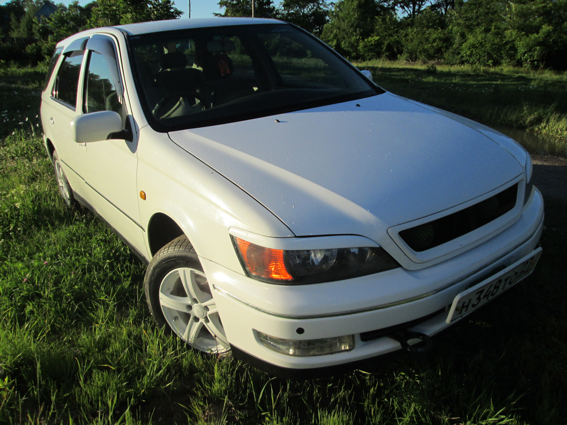 Toyota vista 50. Toyota Vista 1999. Тойота Виста 1999 года. Toyota Vista Ardeo.