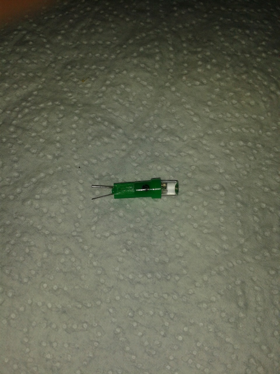 Сгорел передний левый диод подсветки ручки. — Mazda Premacy (1G), 1,8 л ...