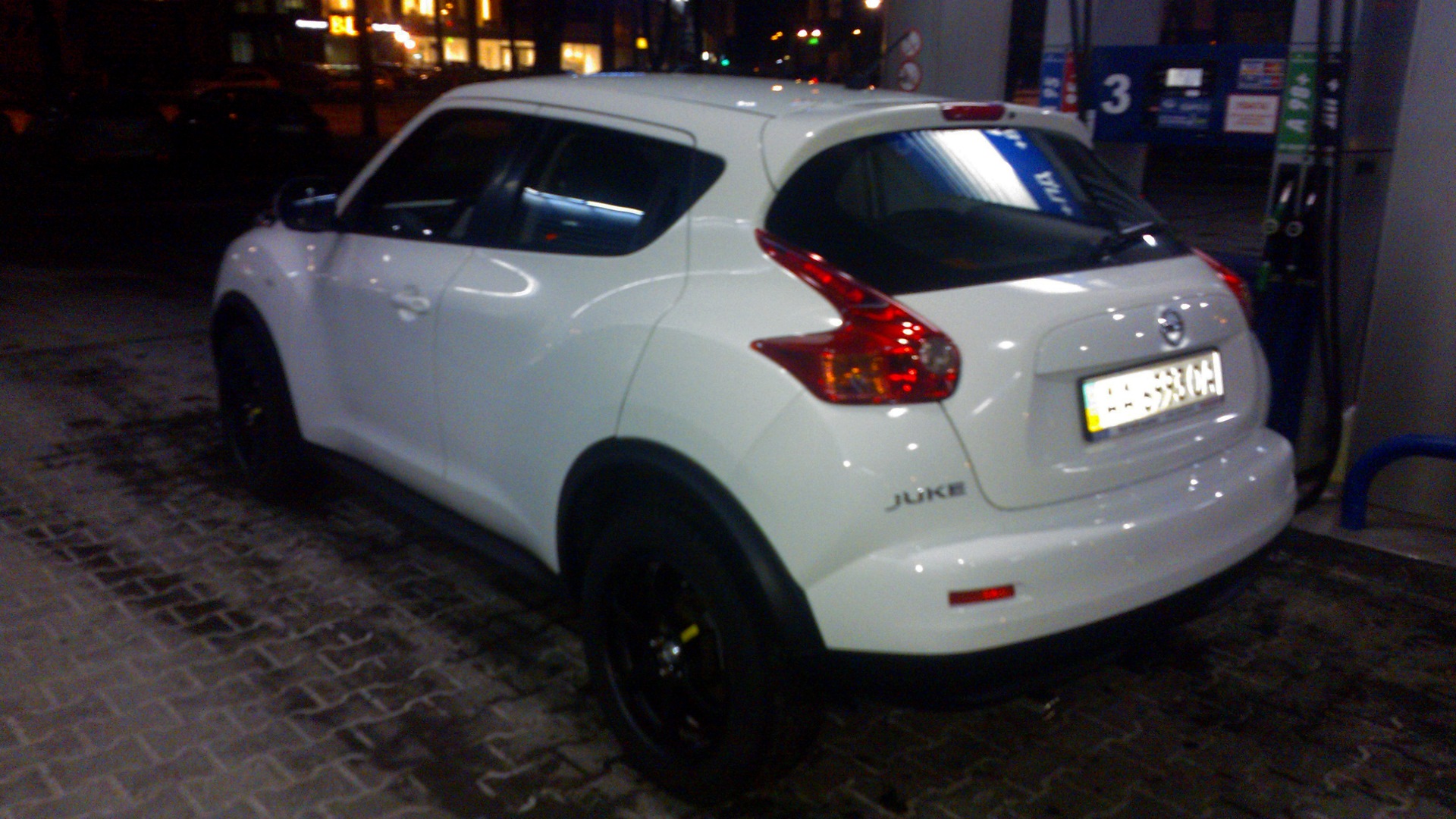 Nissan Juke r 3 8 4wd