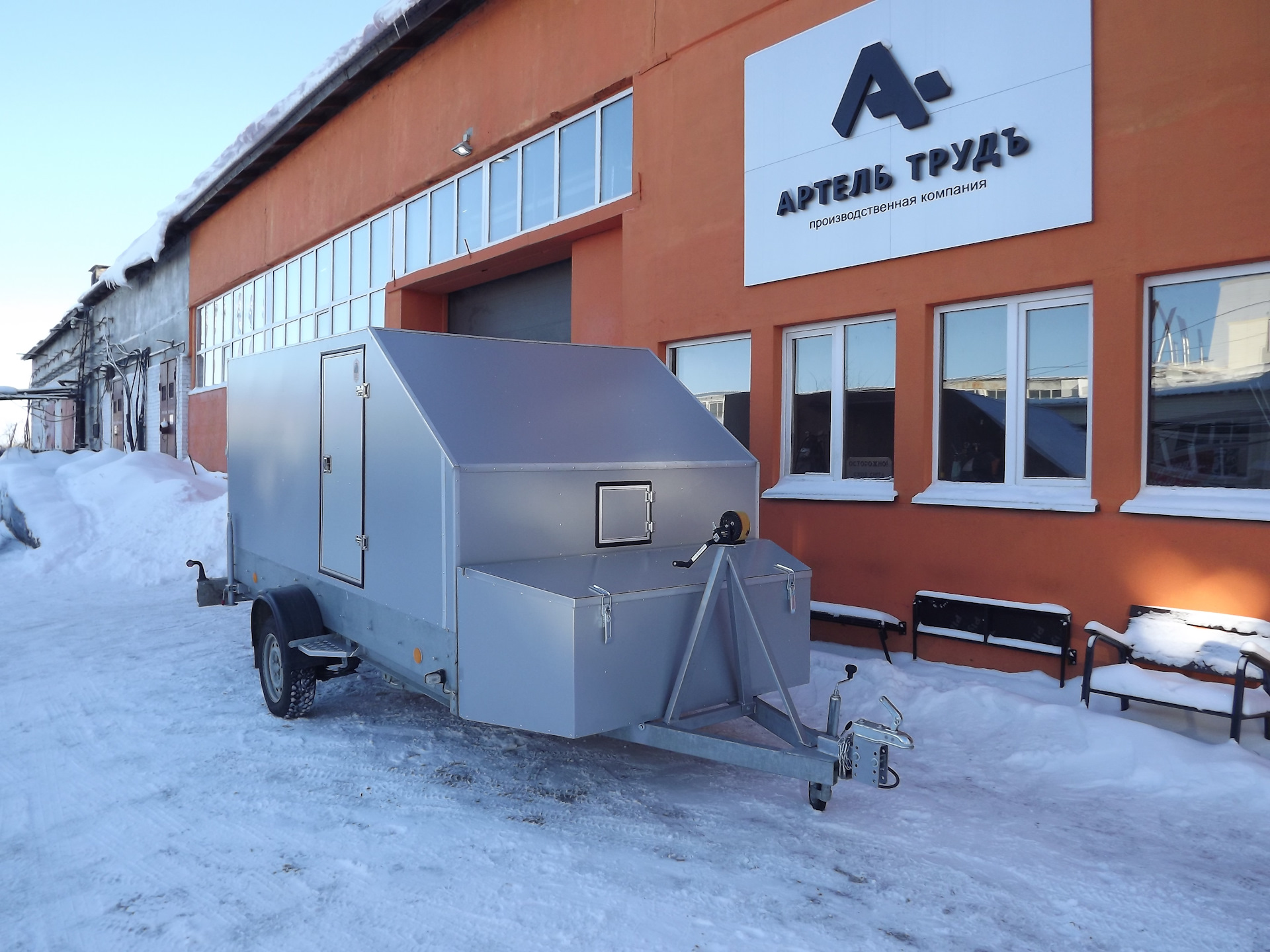 прицеп hardeebilt. прицеп композит. прицеп композит. прицеп мзса 817711 доработка. обшивка прицепа композитом.