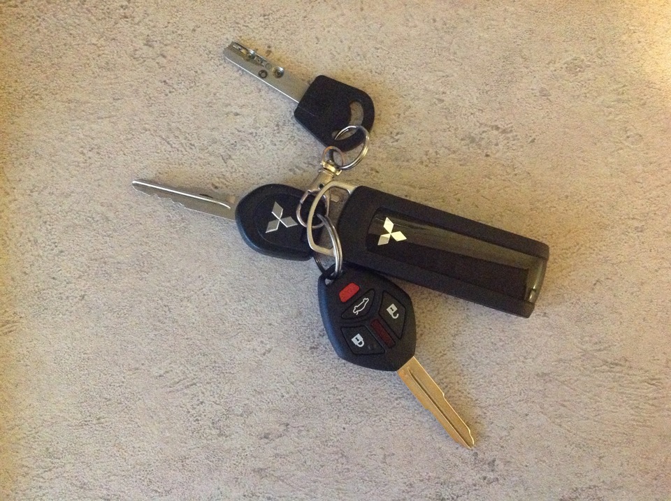 Штатная сигналка с автозапуском — Mitsubishi Lancer X, 2 л, 2008 года ...
