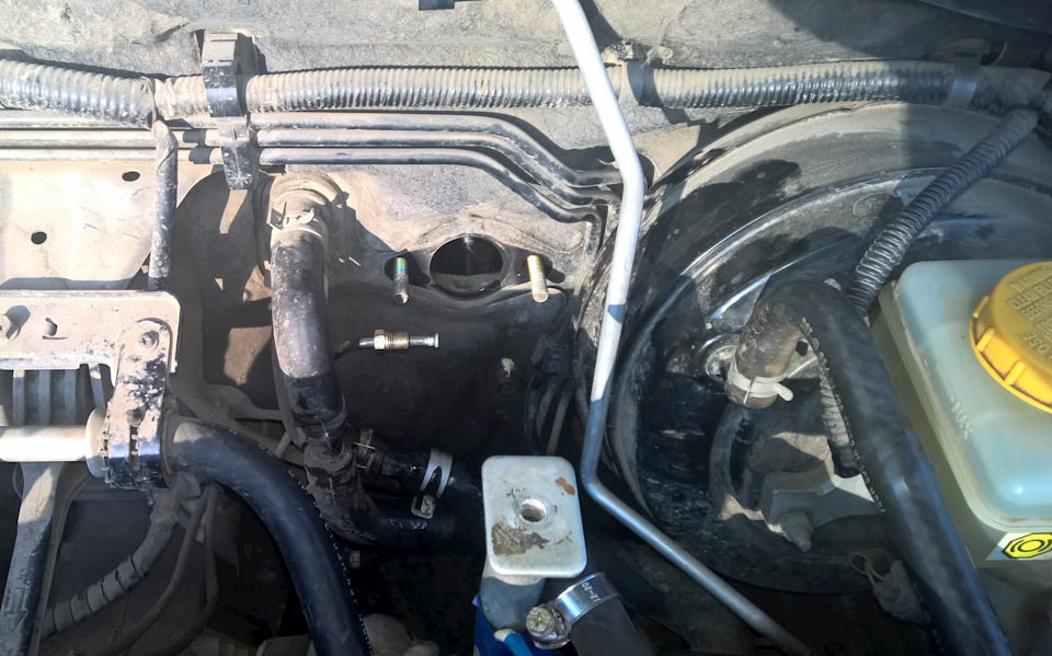 Фото в бортжурнале Subaru Legacy (BL/BP)