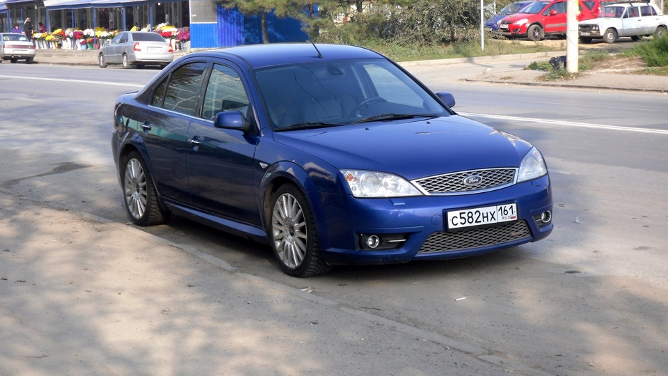 Ford Mondeo st220