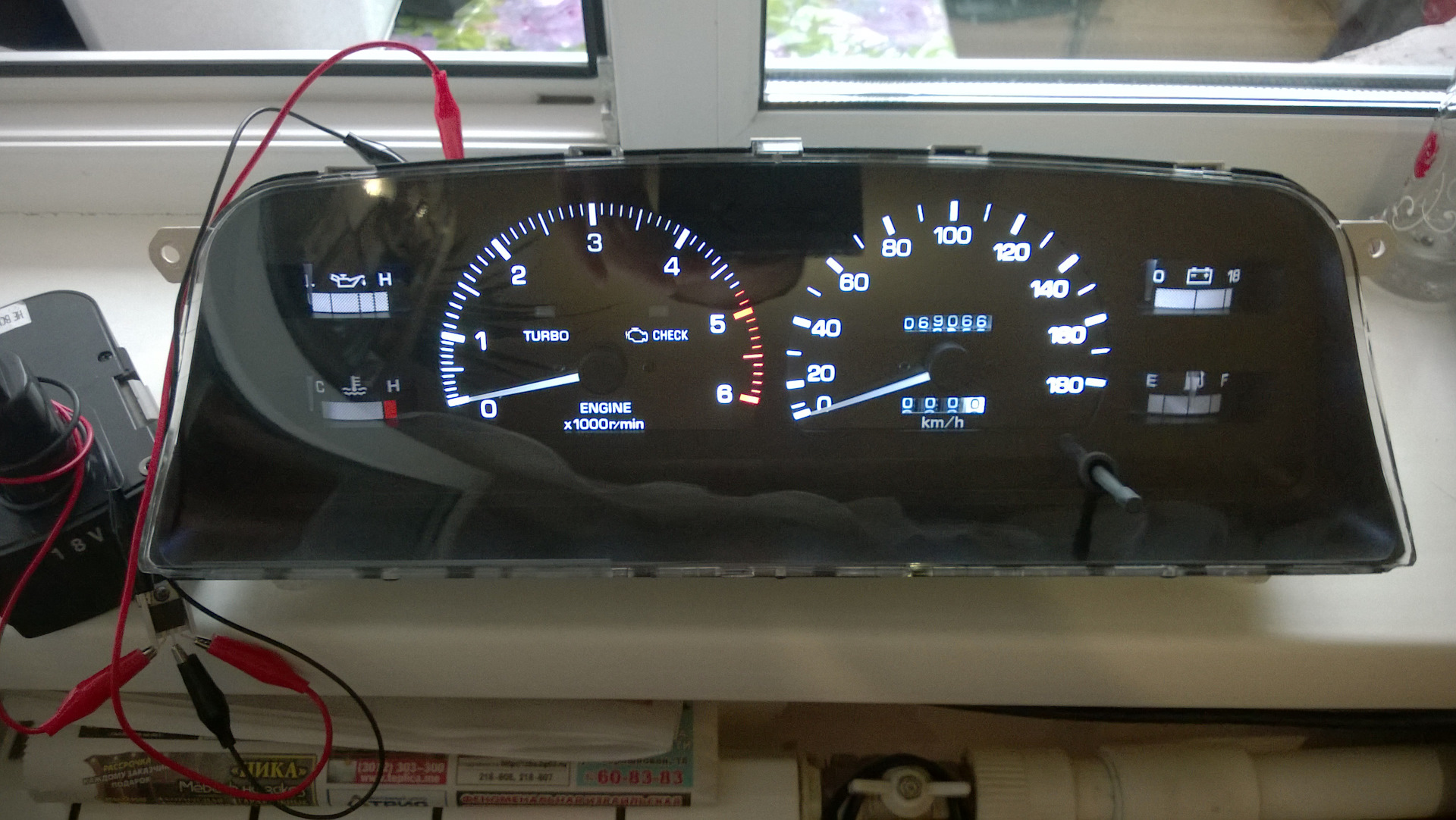 Приборная панель тойота сурф 185. Панель приборов toyota hilux surf пересвет. Щиток приборов toyota hilux surf 130. Панель приборов тойота сурф. Приборная панель surf 185.