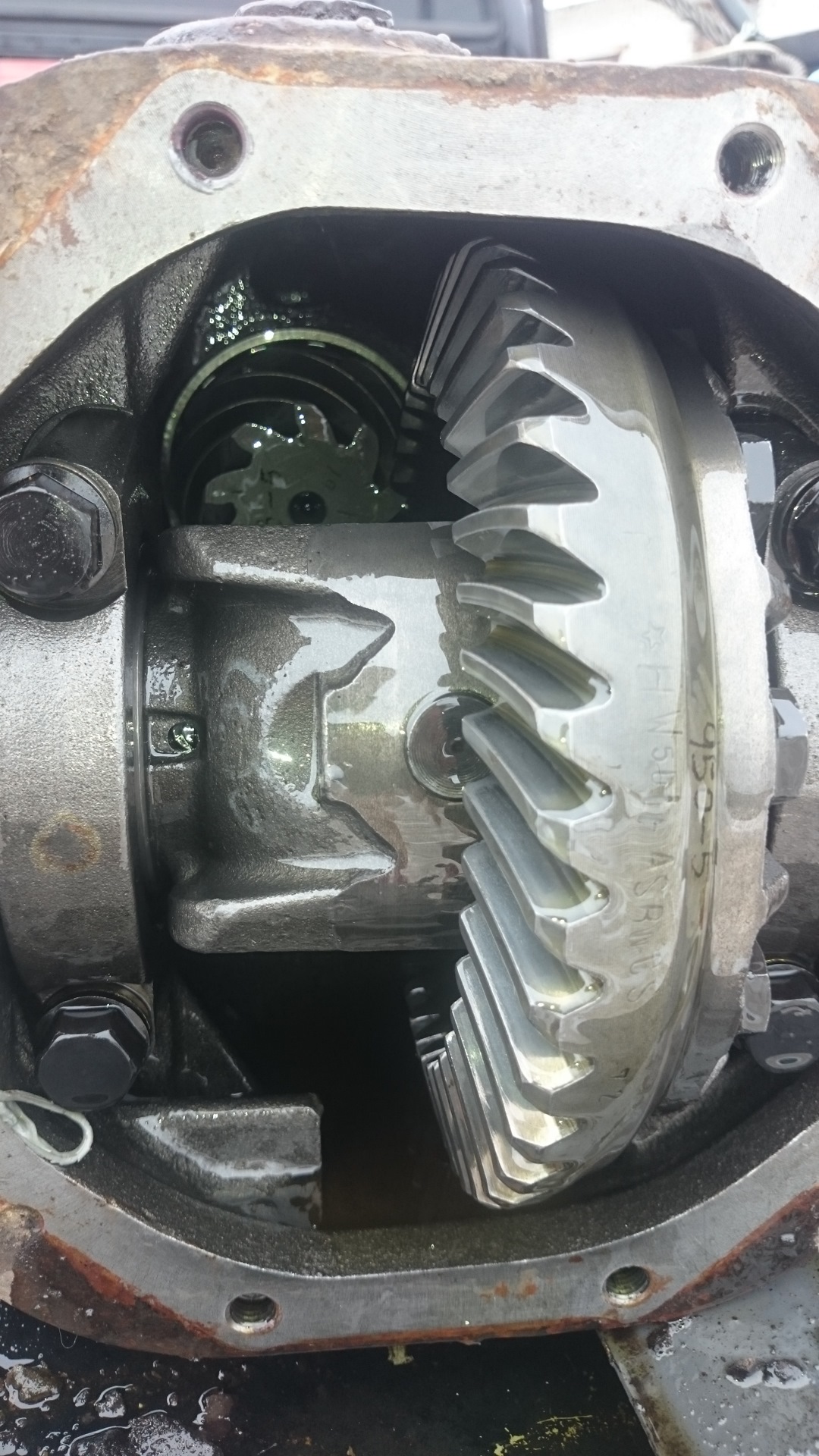 Передаточное число редуктора заднего моста ваз 2106 таблица. Редуктор переднего моста уаз патриот 2018. Передний редуктор туарег 2. Передаточные числа заднего моста нива 21214. Передаточное число переднего моста.