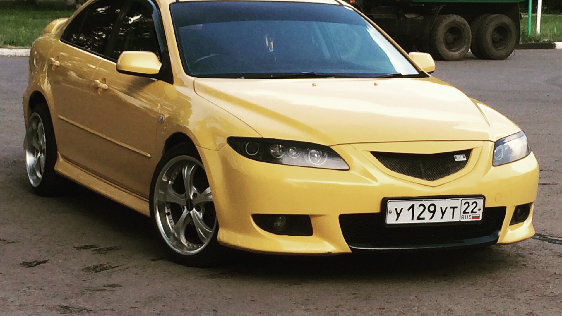 Mazda Atenza (1G) 2.3 бензиновый 2002 | Желтая Жесть☝️☝️☝️ на DRIVE2