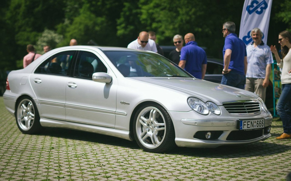 Фото в бортжурнале Mercedes-Benz 190 (W201)