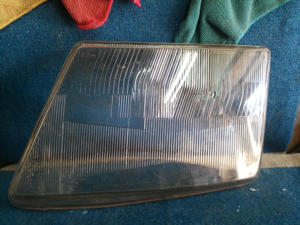 Шлифовка стекла фар под установку 2 билинз Mersedes Vito — DRIVE2