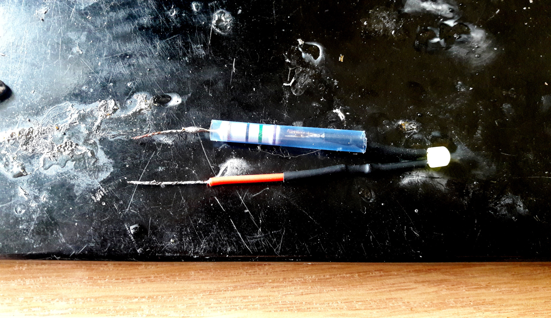 Светодиодная эпопея в ходовых огнях — Volvo V40 (1G), 1,9 л, 1998 года ...