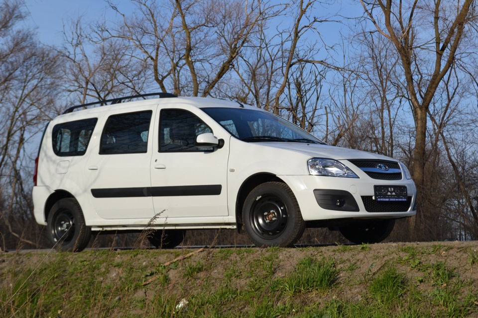 Lada Largus 2014