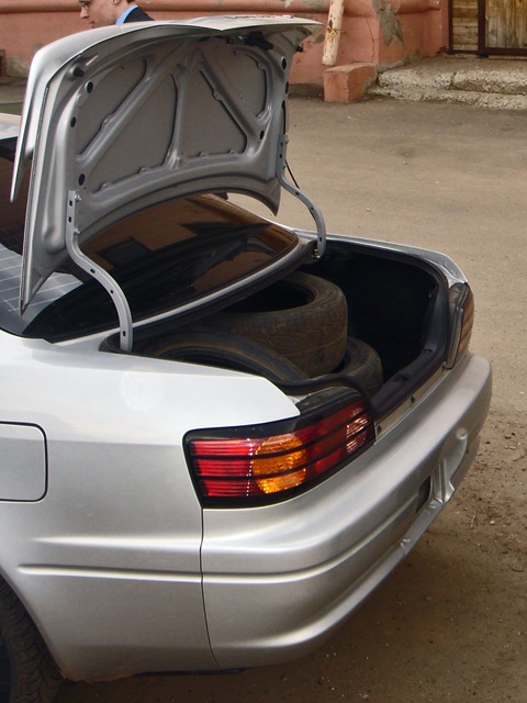More photos interior trunk engine tidy - Toyota Corolla Levin 16 liter 2000