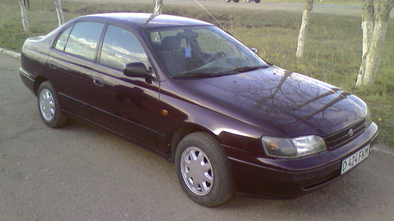 Toyota Carina e 1 6