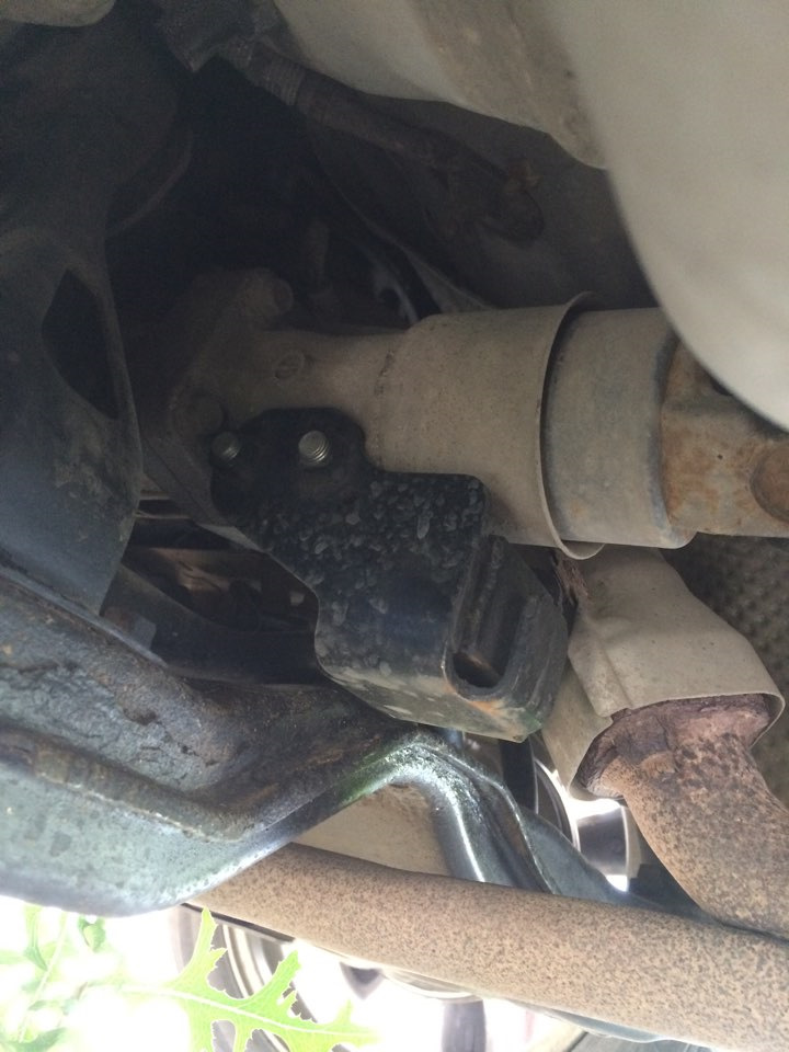 Демпфер раздатки и дифференциала — Mitsubishi Outlander XL, 3 л, 2007 ...