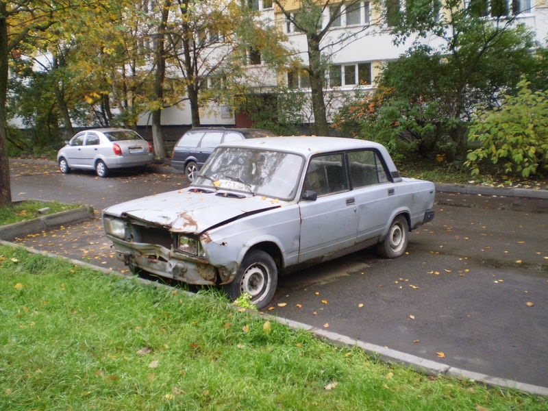 Брошенные автомобили в санкт петербурге