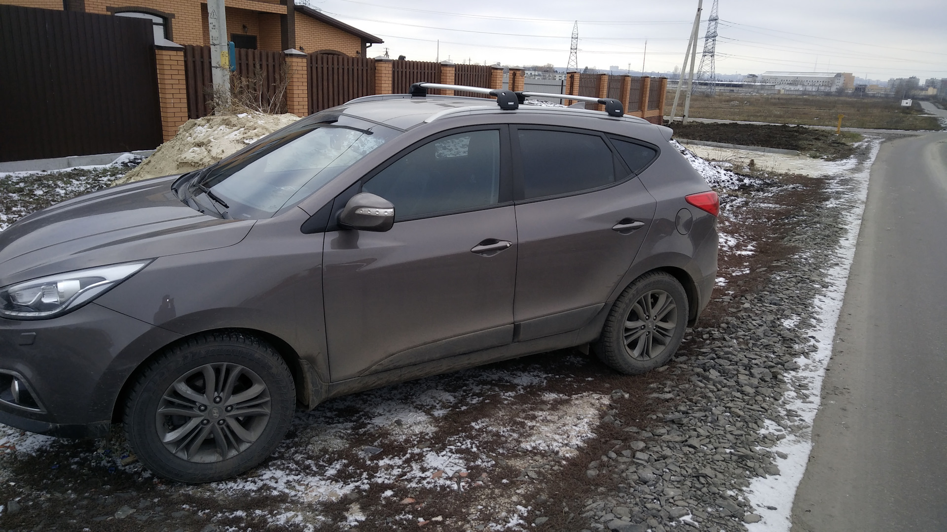 Крыша хендай ix35. Рейлинги Hyundai ix35. Hyundai IX ix35 рейлинги 2022. Hyundai IX ix35 рейлинги. Рейлинги Hyundai ix35 2012.