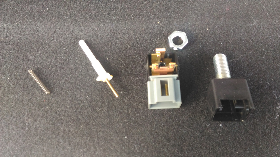 Лягушка педали тормоза — KIA Soul (1G), 1,6 л, 2011 года | электроника ...