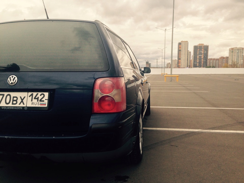 Небольшой фотосет на телефон, после автомойки — Volkswagen Passat ...