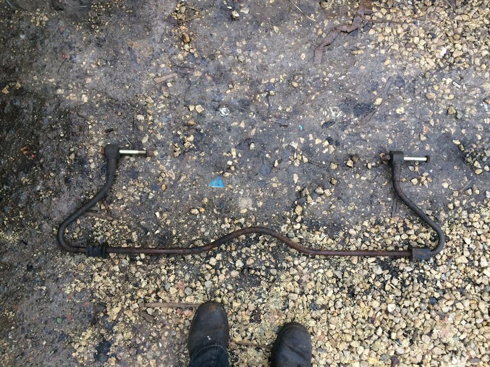 Приварил задний стабилизатор от газ 31105 — ГАЗ 2407, 2 л, 1978 года ...