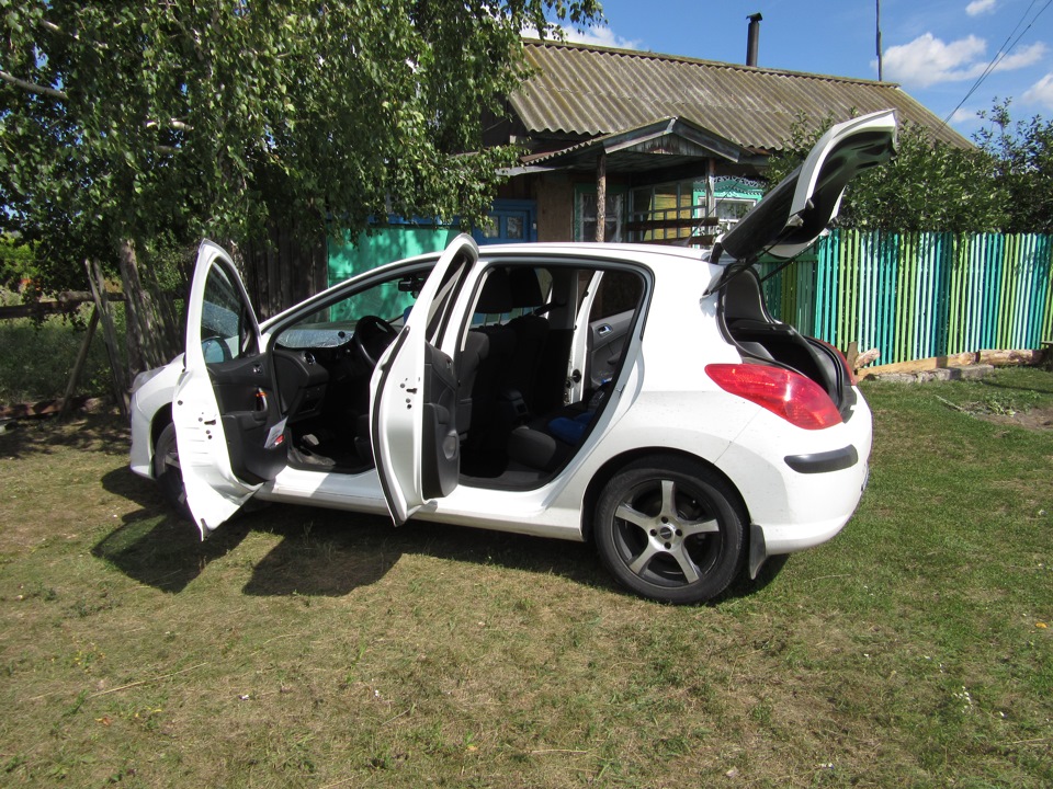 Подключение видеорегистратора — Peugeot 308 (1G), 1,6 л, 2010 года ...