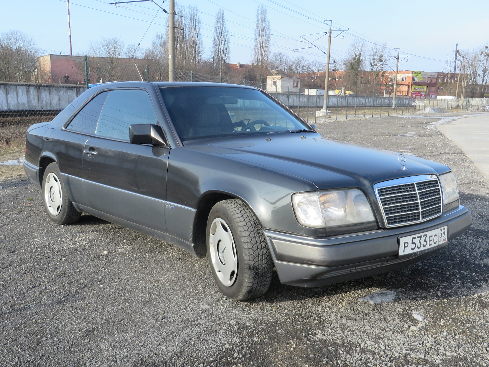 Авито 124 ставропольский край. 124 Купе Мерседес 1994. Mercedes 124 купе 1994. Мерседес е 124 купе. Мерседес е 500 купе 1994.